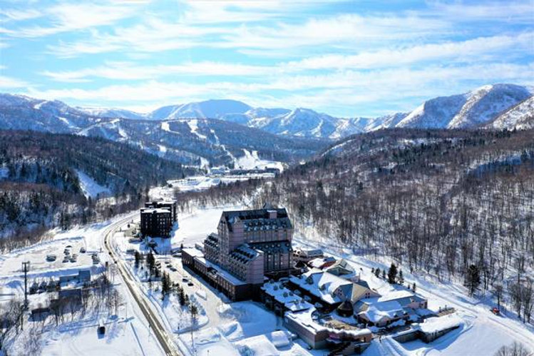 Award-winning Kiroro mountain resort gears up for winter ski season starting November 28