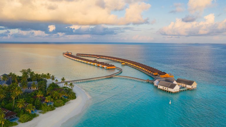 Maldives opens Borders & The Standard, Huruvalhi Maldives ready to open doors on 5 Dec