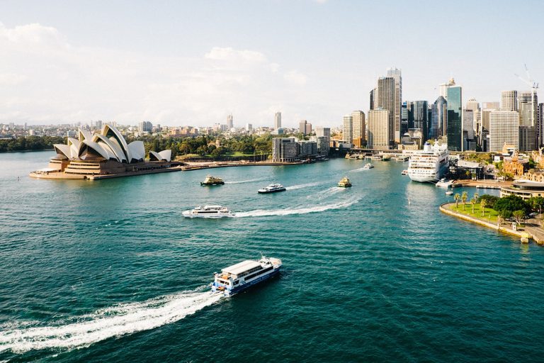 Australia set to welcome back international tourists on 21 Feb 2022
