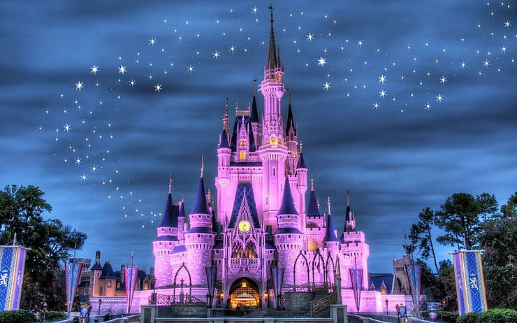 Photo source: https://www.pxfuel.com/en/query?q=hong+kong+disneyland+px