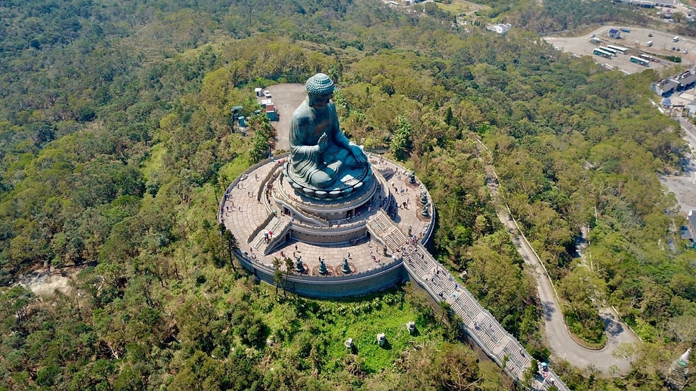 A Compass to The Pearl of the Orient: West
