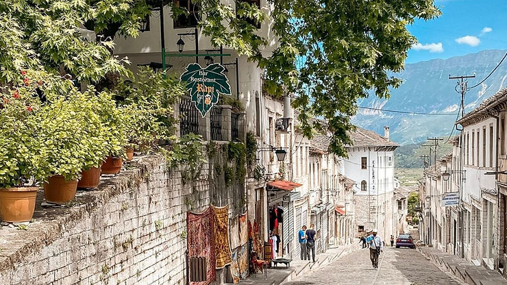 Photo source: https://scrolltheglobe.com/albania/the-ultimate-guide-to-gjirokaster/