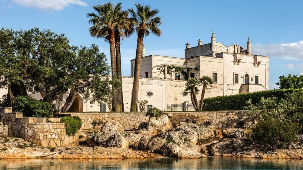 Exterior view of Masseria San Domenico luxury resort in Puglia, Italy